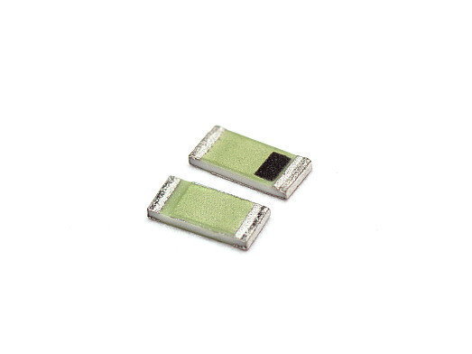 The 2JL60 offers optimal navigational coverage within 1561 MHz to 1606 MHz